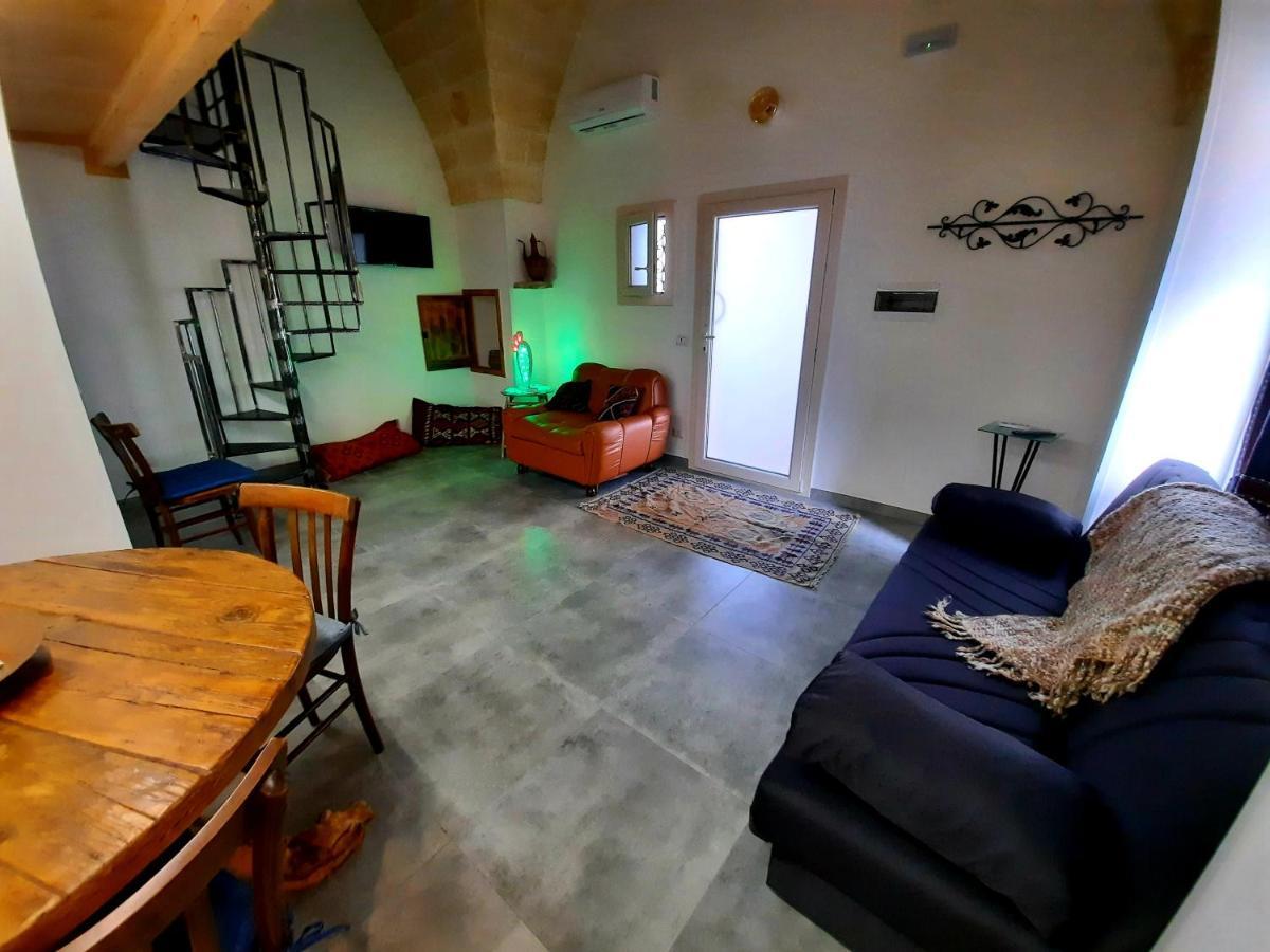 B&B La Vecchia Corte Copertino Bagian luar foto